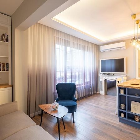 Designer & Cozy 2Bd Flat With A Parking In The City Center By Flat Mаnager София Экстерьер фото