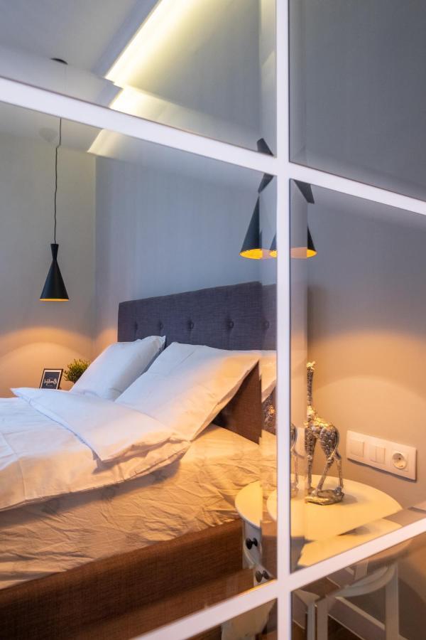 Designer & Cozy 2Bd Flat With A Parking In The City Center By Flat Mаnager София Экстерьер фото