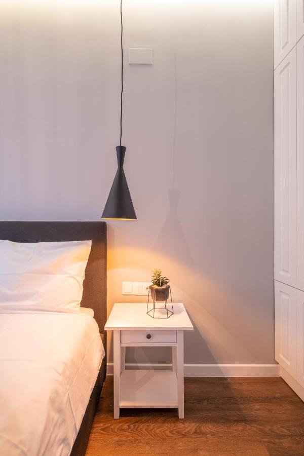 Designer & Cozy 2Bd Flat With A Parking In The City Center By Flat Mаnager София Экстерьер фото
