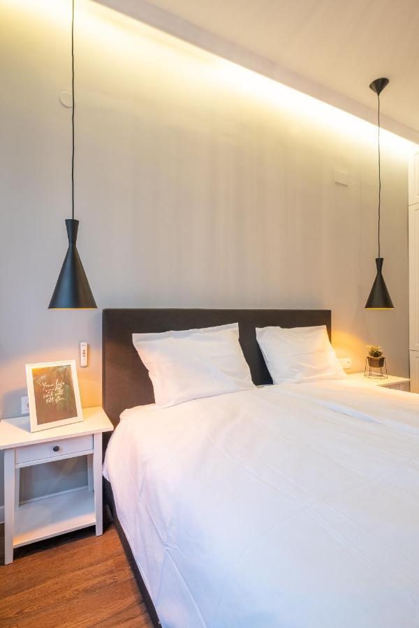 Designer & Cozy 2Bd Flat With A Parking In The City Center By Flat Mаnager София Экстерьер фото